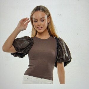 Fitted Brown Blouse with Black Puff Sleeves